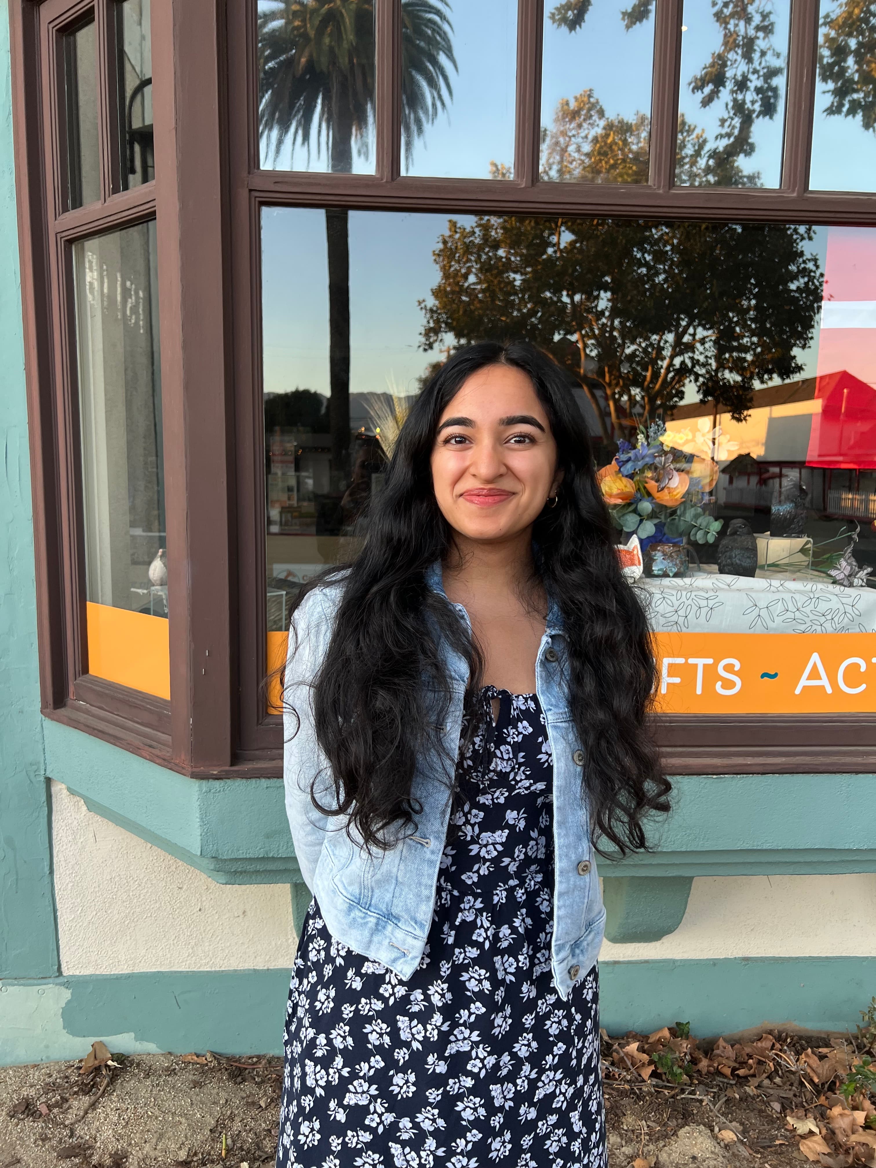 Divya Subramonian picture